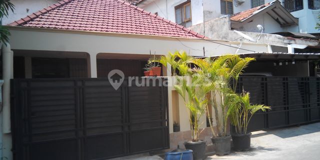 Disewa rumah 1.5 Siap Huni lantai di Jalan Nias, Semarang Timur 1