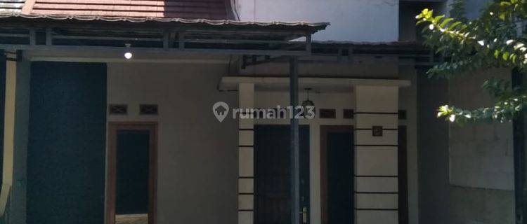 Rumah Cluster Jade Depok 1