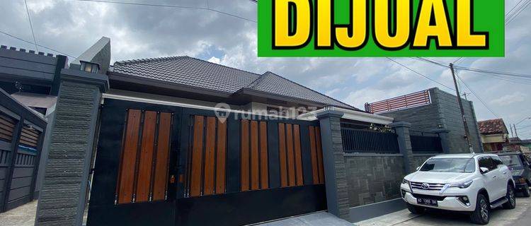 RUMAH BARU GRESS PLUS KOLAM RENANG PRIBADI DI SUMBER SOLO 1