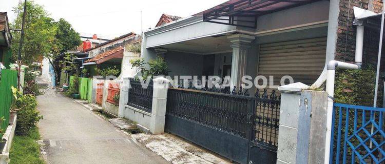 Rumah Strategis Siap Huni Cemani 1