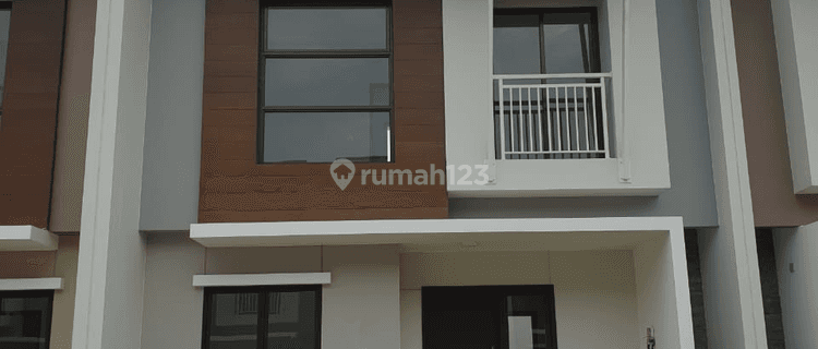 Jual Cepat Rumah Murah 2 Lantai Siap Huni Luas 7x13 di Summarecon Karawang 1