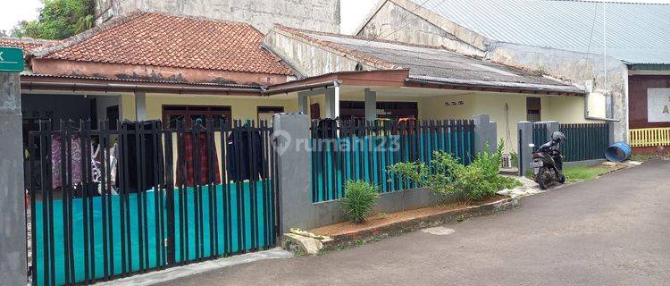 Dijual Tanah Bonus Rumah di sebelah sekolah Batutulis 1