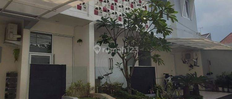 Rumah baru dijual Town house 1,250m di jati makmur jati bening Bekasi 1