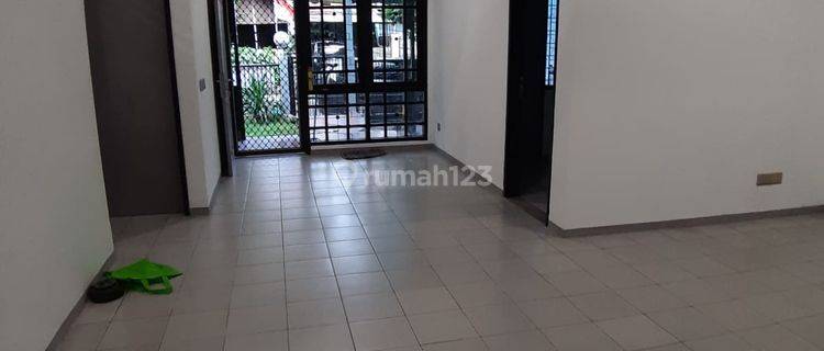 Disewakan Rumah Rapi dan Siap Huni di Villa Melati Mas 1