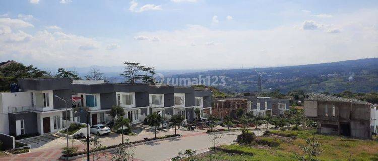 Rasa Cigadung Rumah Villa di dkt UNPAD Cileunyi Jatinangor 1