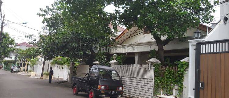 Disewakan rumah hunian di Jl Kosambi 7 Tomang Raya Jkt Barat 1