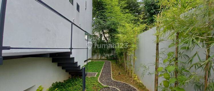 Disewakan Rumah Cantik Asri Di Ampera Kemang Jakarta Selatan 1