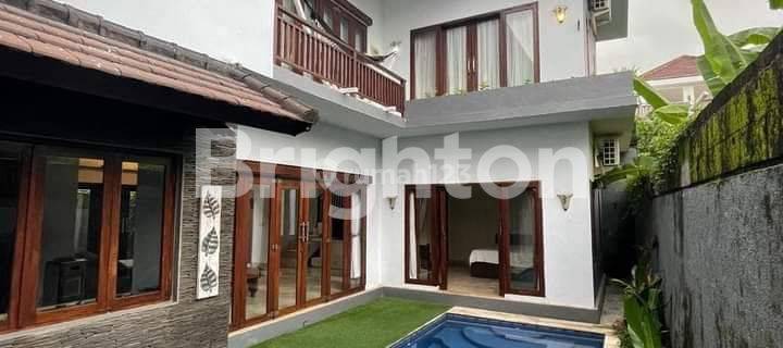 LUXURY 2-STOREY RESIDENCE LOCATED IN KEROBOKAN BADUNG BALI- 1