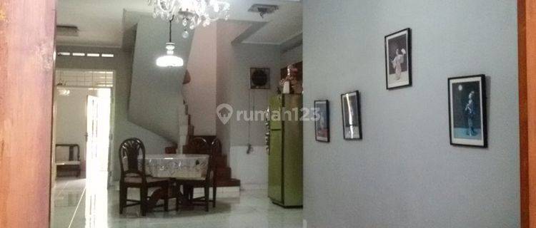 Dijual rumah harga tanah di Taman Kedoya Baru 1