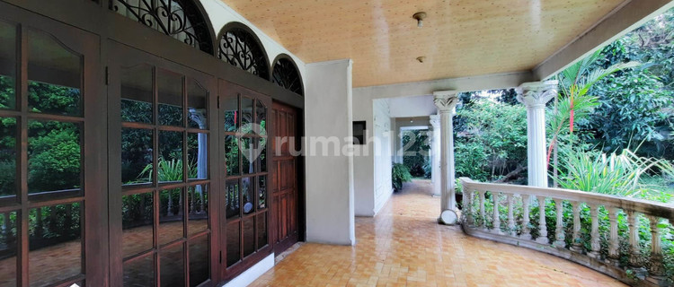 Rumah tengah kota Semarang strategis kawasan elit dekat Akpol disewakan di Papandayan Gajahmungkur Semarang selatan 1