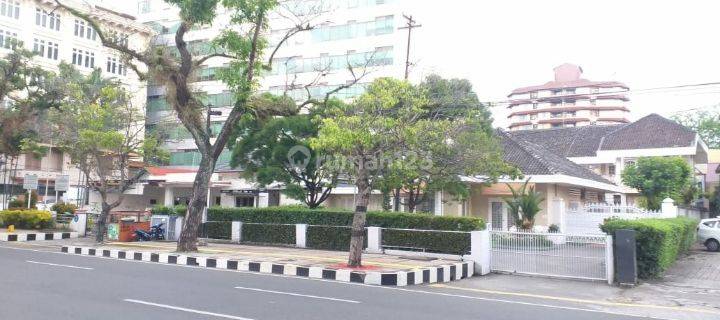 Dijual Rumah siap huni jl.Diponegoro dekat hotel,Medan-R-0312 1