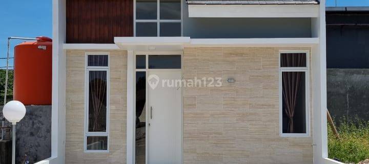 DIJUAL RUMAH STRATEGIS DEPAN POLDA SULSEL De MATOA REGENCY SIAP HUNI SISA 1 UNIT 1