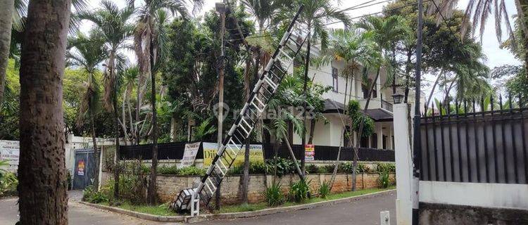 Rumah Mewah Klasik Siap Huni di Patra Kuningan 1