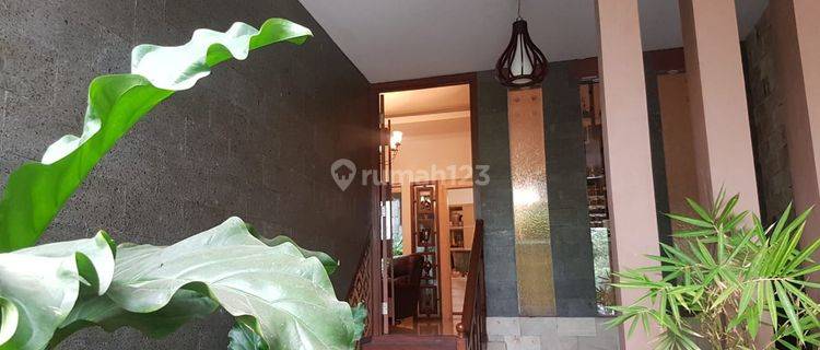 Jual rumah cantik dalam cluster elit kebayoran villas bintaro 1
