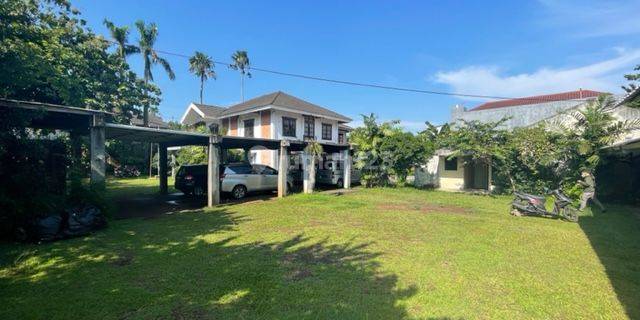 Rumah Tua di Cempaka Raya 1