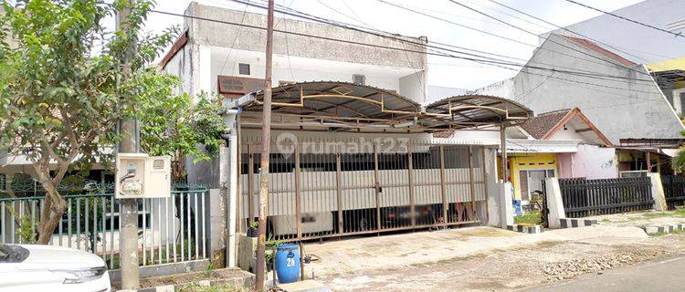 RUMAH NYAMAN JALAN CIMANUK MALANG,BANGUNAN KOKOH ,SELANGKAH KE RAYA CILIWUNG 1