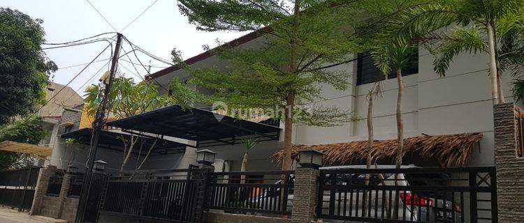 GUEST HOUSE Lokasi di pusat bisnis Hayam Wuruk, DEKAT HALTE BUSWAY HARMONI 1