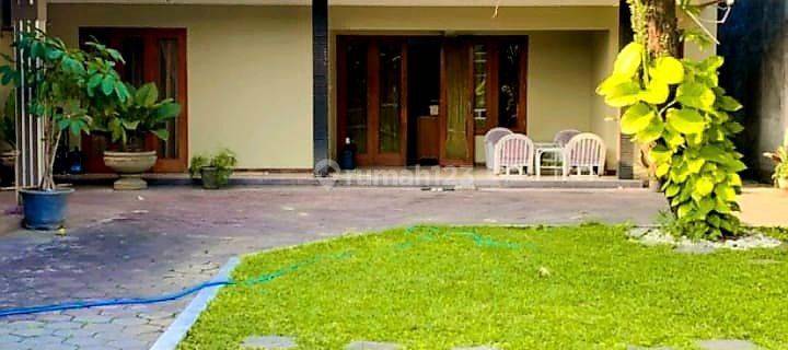 Rumah home stay mewah di pasar Kliwon Solo plus furnish 1