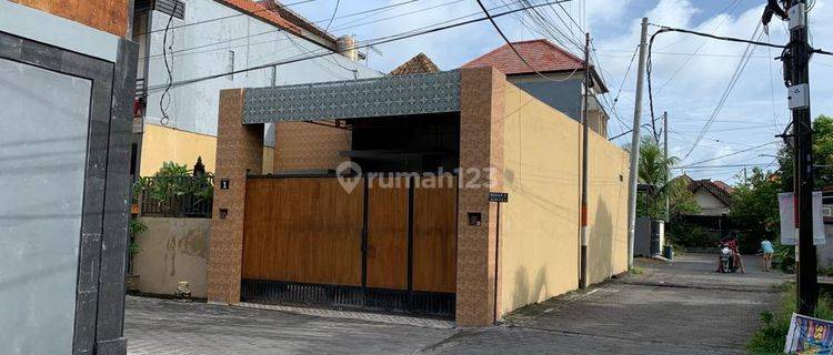 Rumah Strategis Minimalis Pemogan Denpasar Bali 1