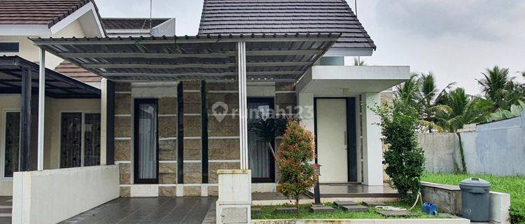 RUMAH ARGOPURO MODERN MINIMALIS SIAP HUNI 1