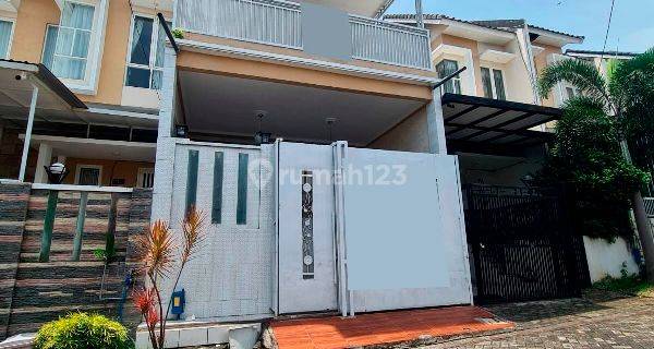 Rumah di daerah Tasikmadu GMK00750 1