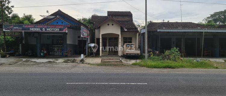 Tanah ada bangunan rumah di pinggir jalan nguter sukoharjo 1