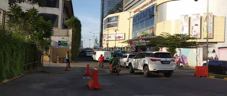 Tanah ada bangunan kos-kosan area komersial mega kuningan 1