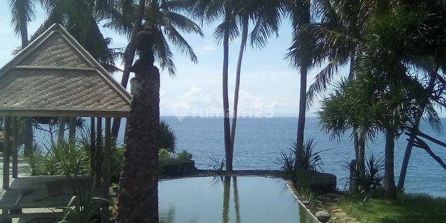 Fantastic Oceanfront Land in Karangasem  93.9 Are - 1917 - Nita 1