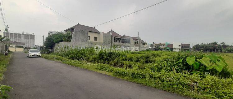 Tanah Kosong di Area Perumahan Elit Colomadu 1