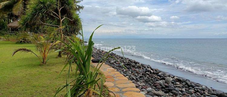 Tanah pinggir pantai (beach front) dekat Taman Ujung Bali 1