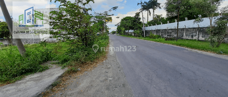 Tanah depan pabrik cocok untuk gudang atau pabrik ruang usaha di polanharjo klaten 1