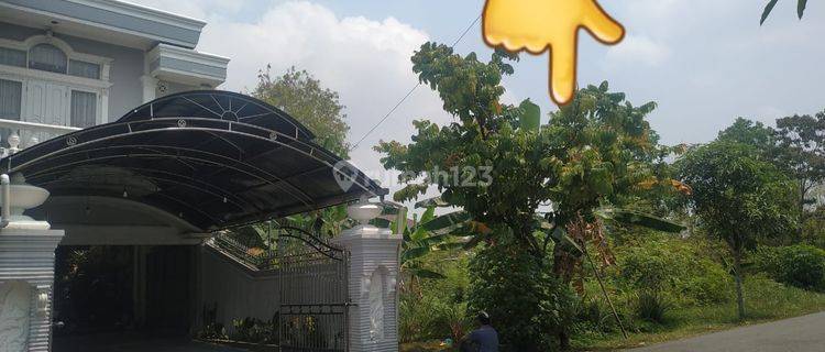 Tanah murah, keras dan nego dalam komplek perumahan elit di Jl. Soekarno Hatta 1