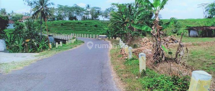 Dijual Tanah Tepi Jl Raya Mojogedang Kemuning Karanganyar 1