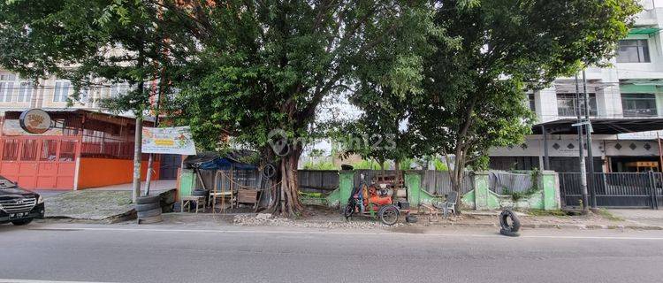 Tanah di Jl. Amir Hamzah ( Depan Fritto dan Nissan ) 1