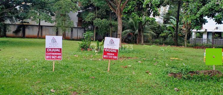 Kavling besar, pojok samping taman di kluster termewah Foresta BSD 1
