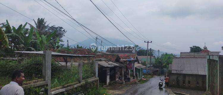 Tanah murah untuk investasi atau berkebun atau cafe Lokasi sangat strategis sudah dipagar keliling DiCimande/Caringin  1