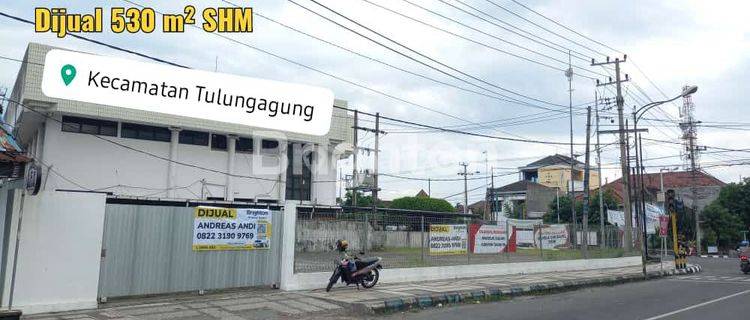 TANAH ISTIMEWA TENGAH KOTA DAERAH RAMAI 1