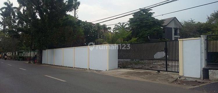 Sewa Tanah Kavling Strategis Huk Tepi Jalan Besar Cilandak Jakarta 1