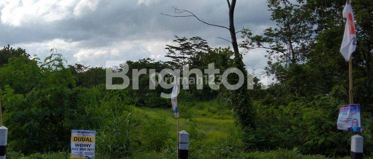 VIEW GUNUNG MERAPI, AREA PERUMAHAN ELIT: BALE MULIA, BALE WANGSA 1