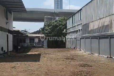 Tanah Dan Bangunan Di Pegangsaan Dua 1