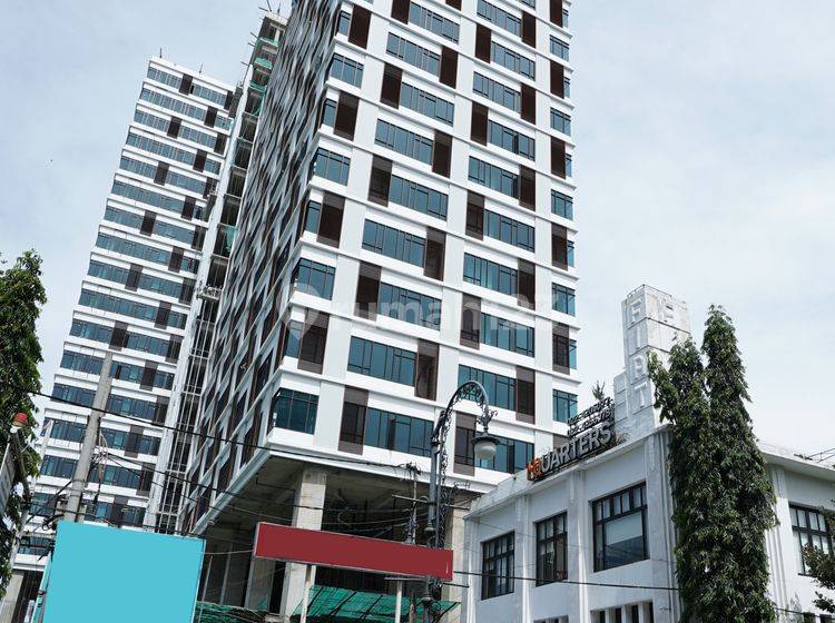 Hquarters Business Residence