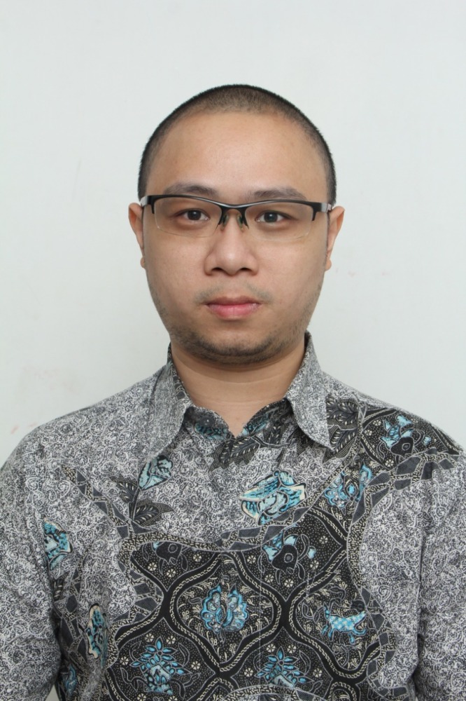Robert Subrata | Agen Properti Impact Property