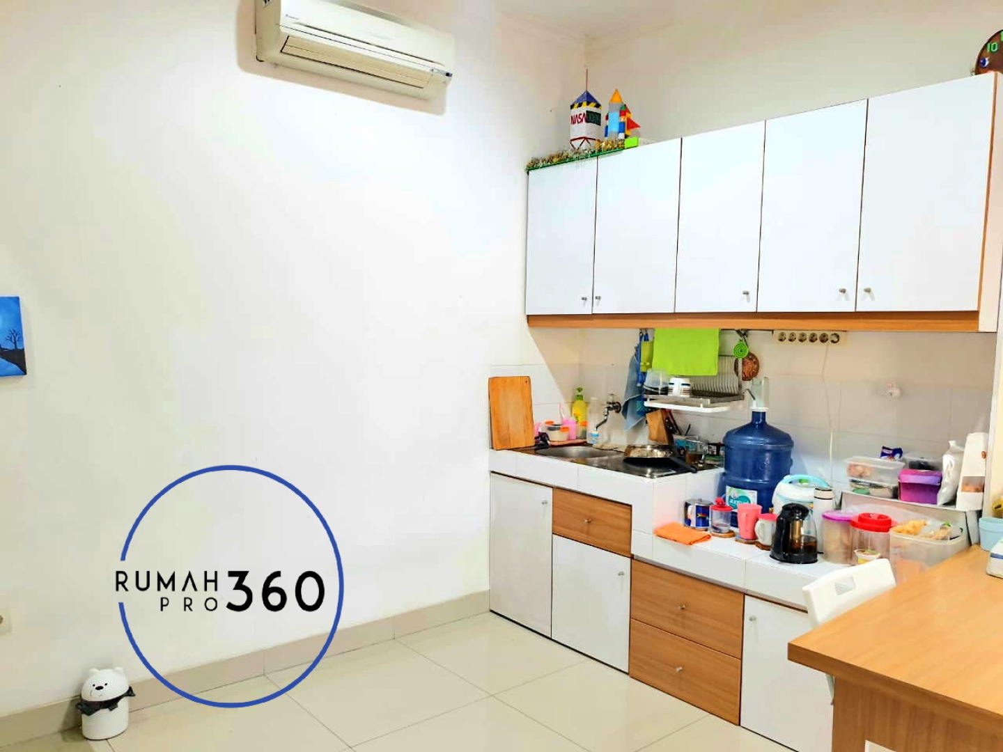 Rumah Mewah Luas 60 m2, di Gading Serpong Elista Village, Tangerang